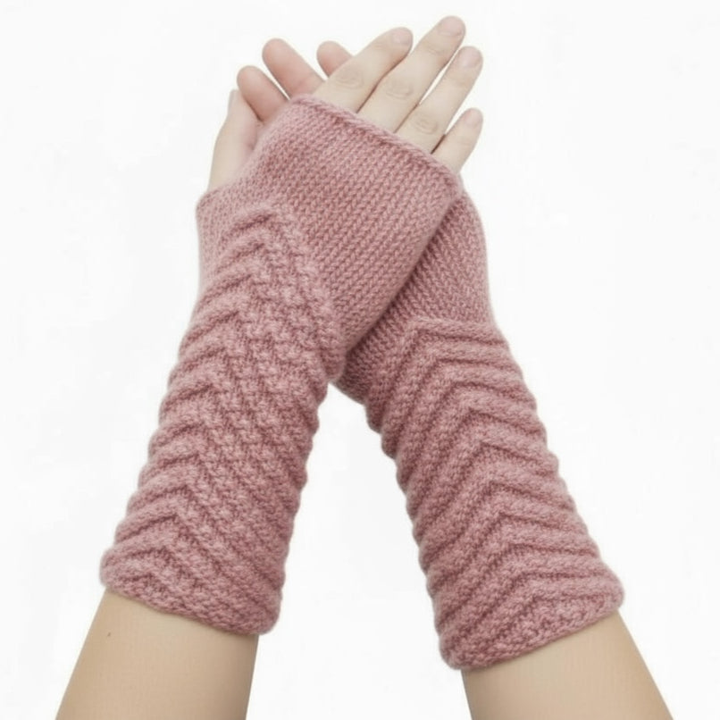 Chevron Fingerless Mitts Kit - 100% Wool - Easy